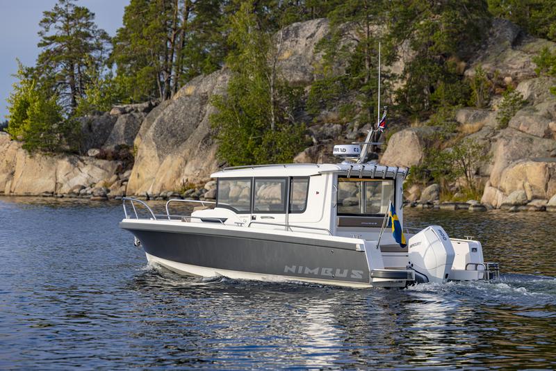 Book yachts online - motorboat - Nimbus Commuter 9 - STICH - rent
