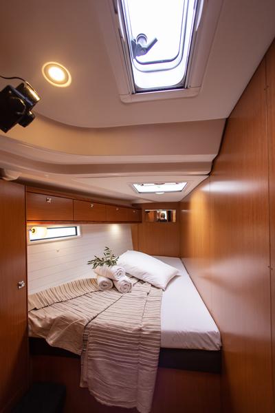 Book yachts online - sailboat - Bavaria 51 Cruiser - Philoctetes - rent