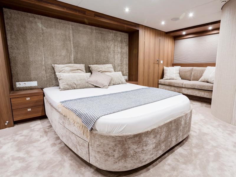 Book yachts online - motorboat - Motor Yacht - Timeless 24M - rent