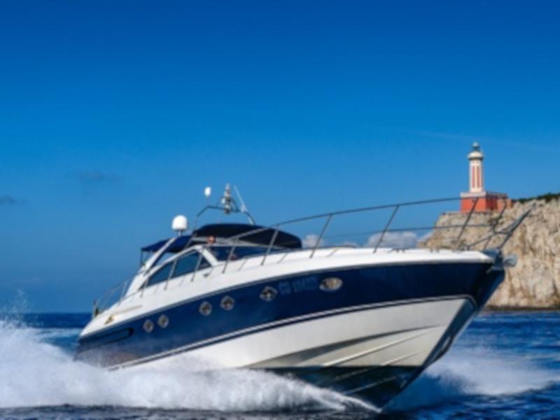 Book yachts online - motorboat - Princess V55 - Mery Rose - rent
