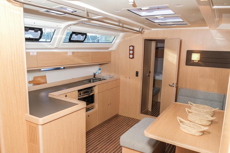 Book yachts online - sailboat - Bavaria Cruiser 46 - ISTANBUL - rent