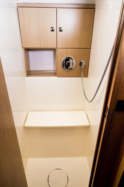 Book yachts online - sailboat - Bavaria Cruiser 46 - BARCELONA - rent