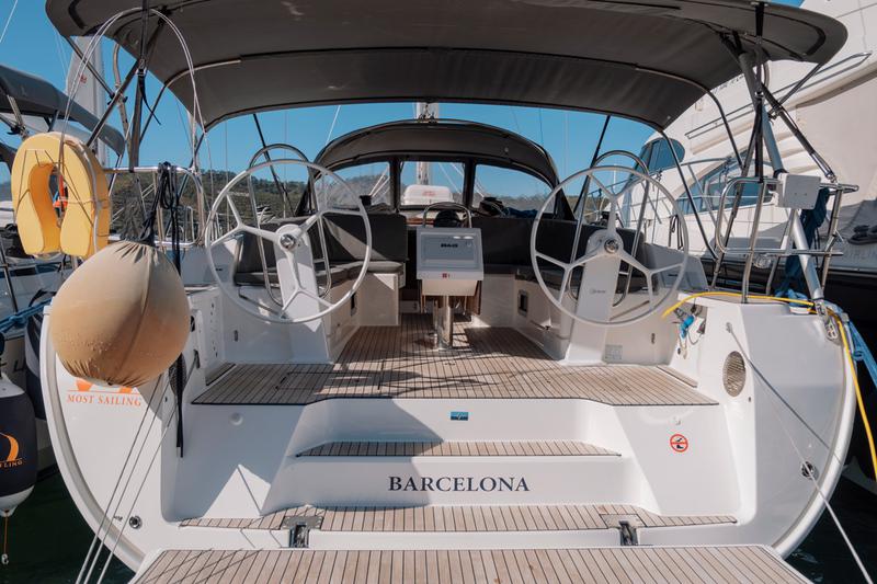 Book yachts online - sailboat - Bavaria Cruiser 46 - BARCELONA - rent