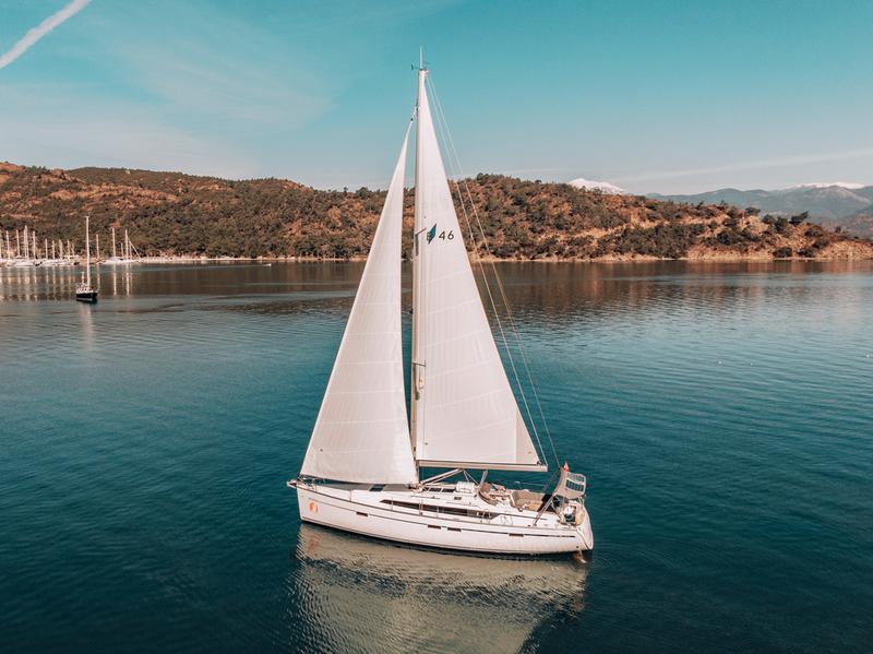 Book yachts online - sailboat - Bavaria Cruiser 46 - BARCELONA - rent