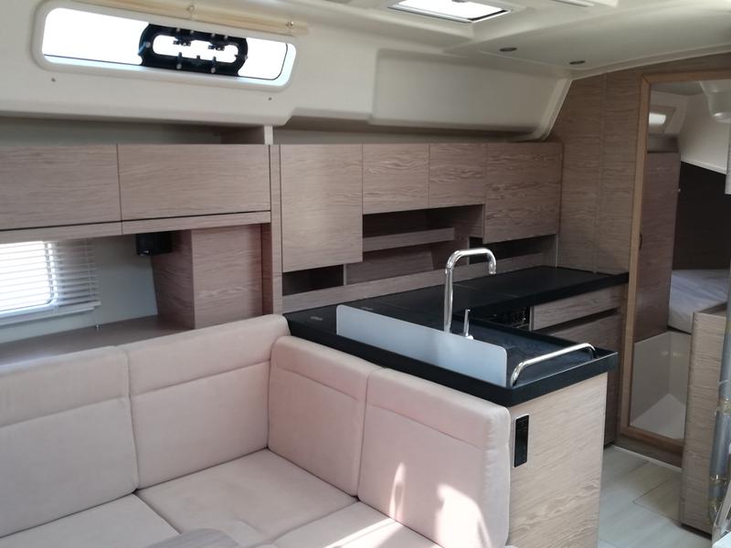 Book yachts online - sailboat - Hanse 458 - H-Lefkas - rent