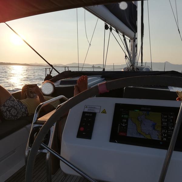 Book yachts online - sailboat - Hanse 458 - H-Lefkas - rent