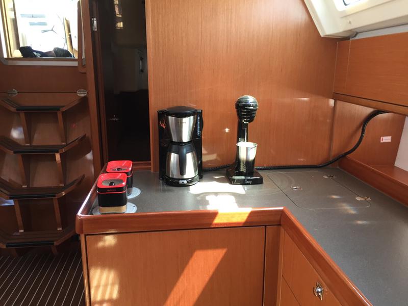 Book yachts online - sailboat - Bavaria Cruiser 46 - R - rent