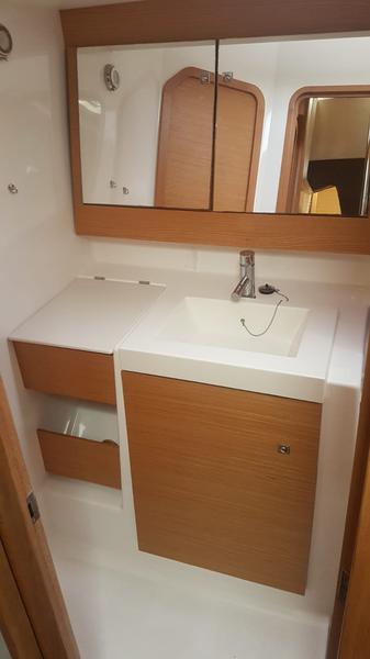 Book yachts online - sailboat - Dufour 500 Grand Large - Josephine - rent