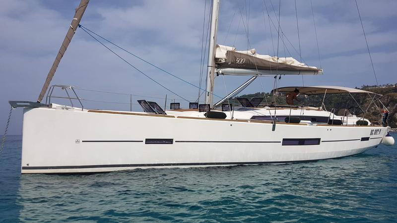 Book yachts online - sailboat - Dufour 500 Grand Large - Josephine - rent
