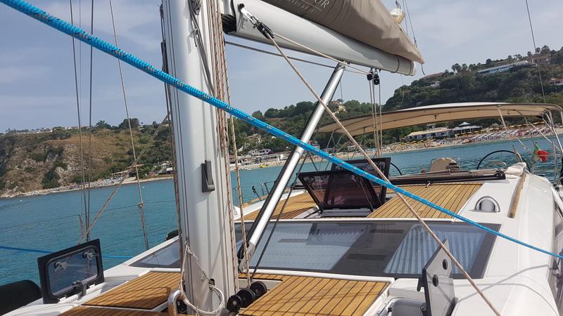 Book yachts online - sailboat - Dufour 500 Grand Large - Josephine - rent