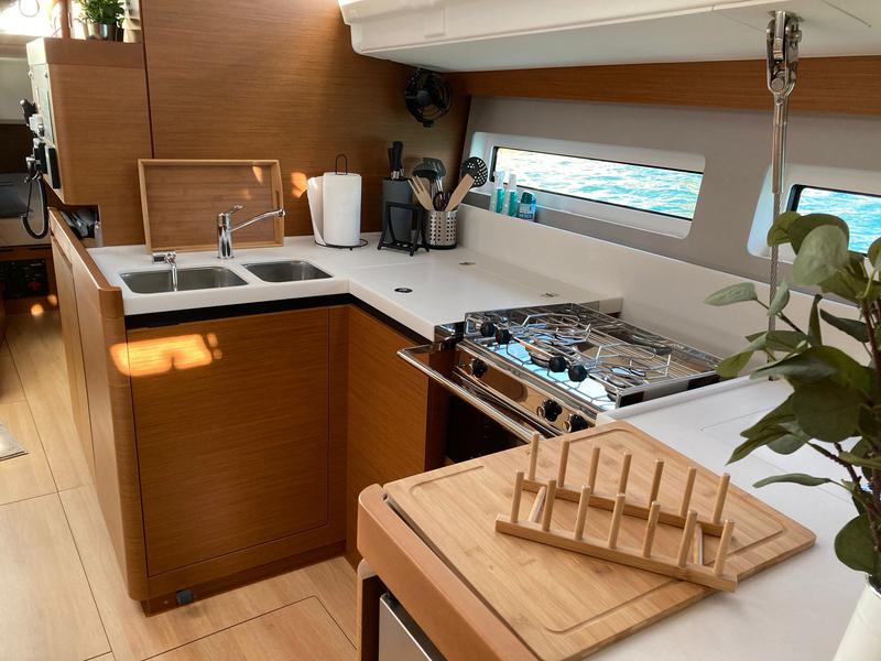 Book yachts online - sailboat - Sun Odyssey 490 - Amelia - rent