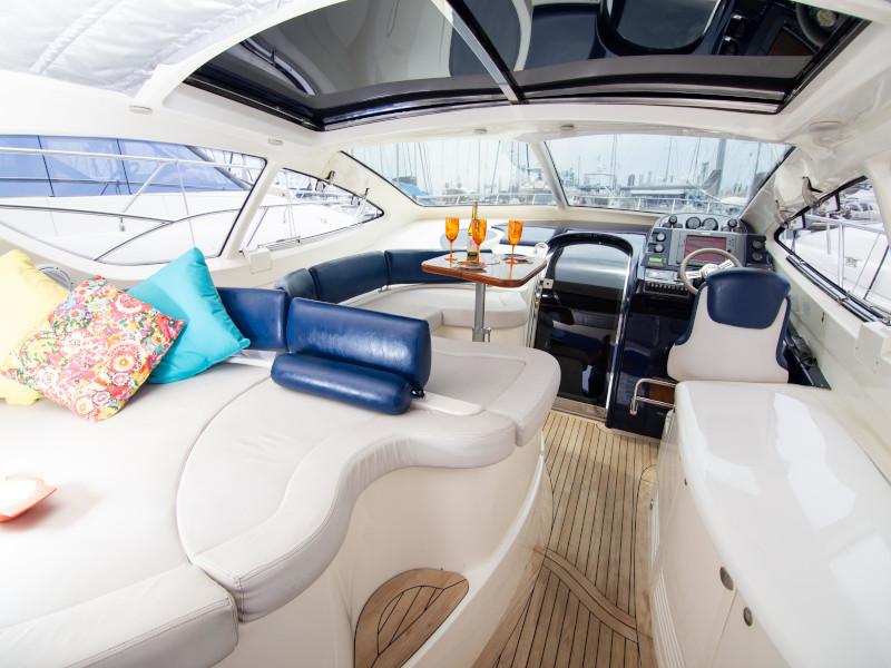 Book yachts online - motorboat - Azimut 55 - Atlantis - rent