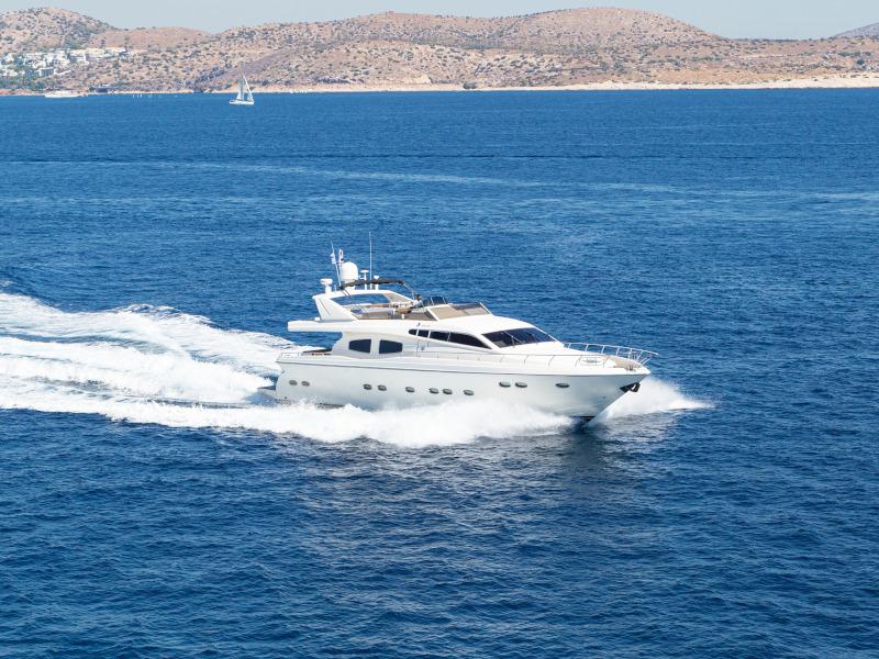 Book yachts online - motorboat - Posillipo Technema 70 - Amoraki - rent