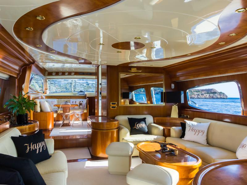 Book yachts online - motorboat - Posillipo Technema 70 - Amoraki - rent