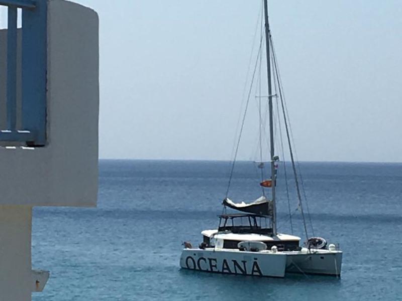 Book yachts online - catamaran - Lagoon 450  Flybridge - Oceana (VIP Equipment incl A/C, Generator, Water Maker, PS 4, Dishwasher, Washer+Dryer) - rent