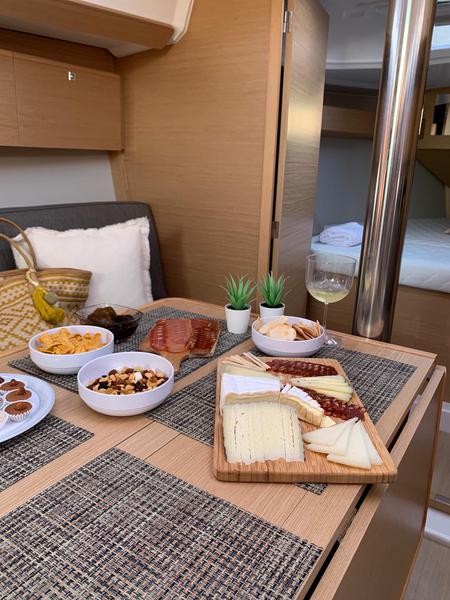 Book yachts online - sailboat - Dufour 360 - Mar me Quer - rent