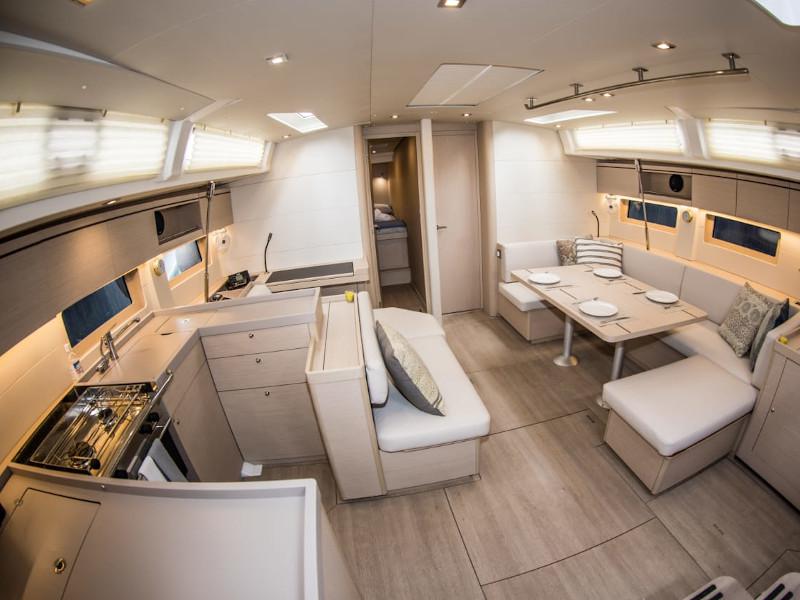 Book yachts online - sailboat - Oceanis 51.1 - NIREAS (generator, air condition, pearl grey hull, 1 SUP free of charge) - rent