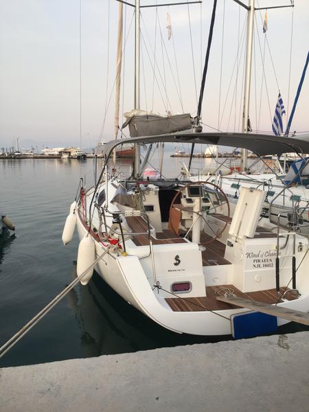 Book yachts online - sailboat - Oceanis 37 - WIND OF CHANGE (New 2023 full batten mainsail, 2023 furling genoa, 2023 bimini, 2023 sprayhood) - rent
