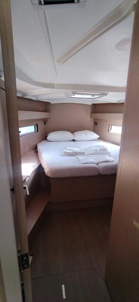 Book yachts online - sailboat - Oceanis 40.1 - FERRARI (Premium Specs: air condition, pearl grey hull Electric WC, Inverter, Underwater lights) - rent