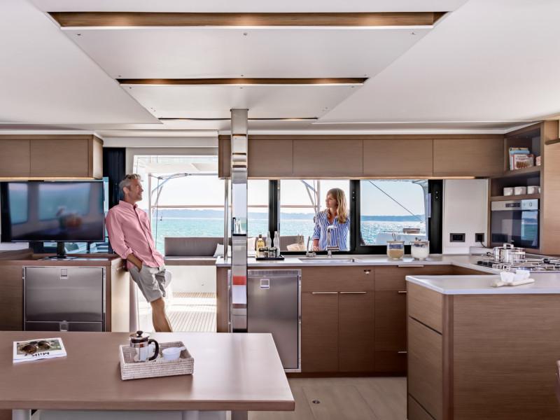 Book yachts online - catamaran - Lagoon 46 - WHITE PEARL (generator, air condition, water maker, 2 SUP free of charge) *Skippered only* - rent