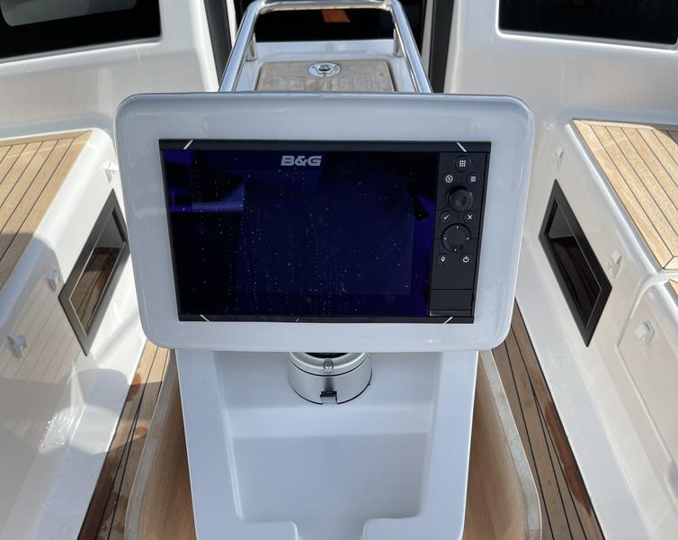 Book yachts online - sailboat - Hanse 388 - MEDUSA III - rent