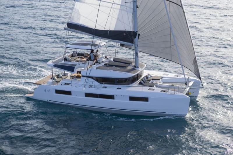 Book yachts online - catamaran - Lagoon 51 - JEWEL (Charter rate includes VAT, Skipper Fee, Generator, Air-condition, Watermaker, Icemaker, Dishwasher, 2 SUP, Tubes, Kids Water-ski, Sea scooter, Electric BBQ) *Skippered only* - rent