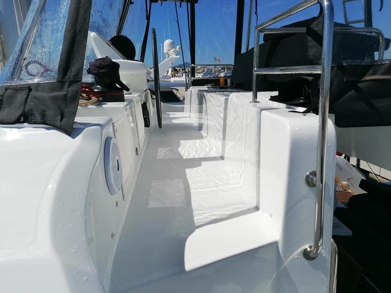 Book yachts online - catamaran - Lagoon 50 - Colibrì Platinum Service - rent