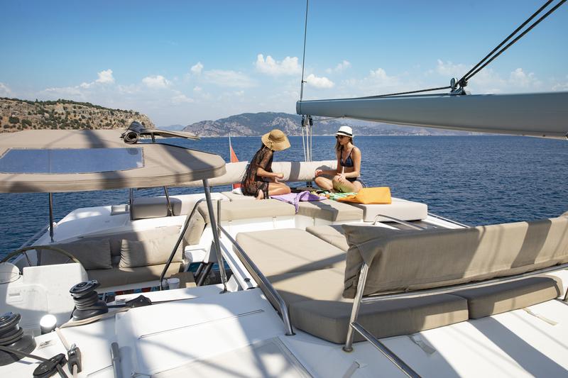 Book yachts online - catamaran - Helia 44 - Zeldam - rent