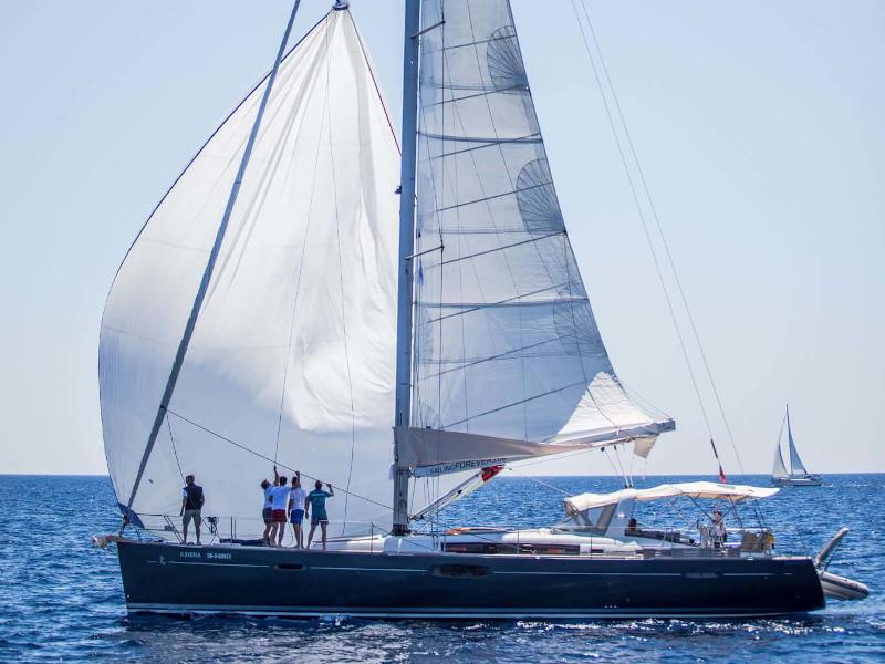 Book yachts online - sailboat - Oceanis 58 - Queen Axiera (crewed) - rent