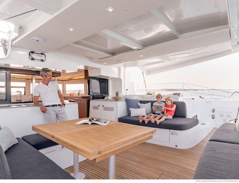 Book yachts online - catamaran - Lagoon 46 - Creo Two (crewed) - rent