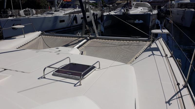 Book yachts online - catamaran - Leopard 4300 - Emocean - rent