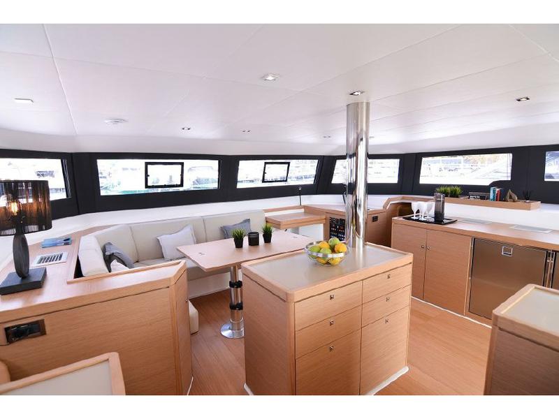 Book yachts online - catamaran - Dufour Catamaran 48 - Safira - rent