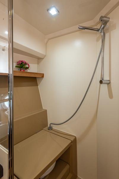 Book yachts online - motorboat - Sessa C35 - Ela - rent