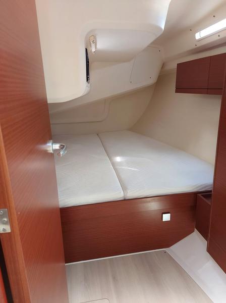 Book yachts online - sailboat - Hanse 418 - Pasithea - rent