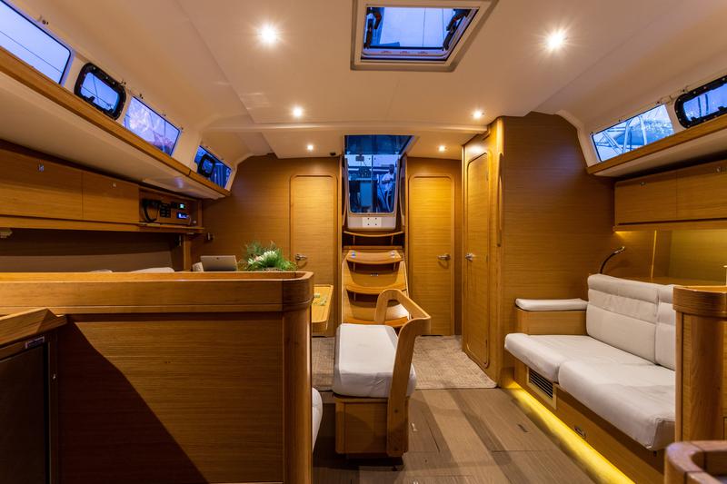 Book yachts online - sailboat - Dufour 460 Grand Large - Anma - rent