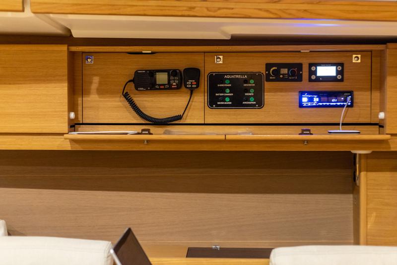 Book yachts online - sailboat - Dufour 460 Grand Large - Anma - rent