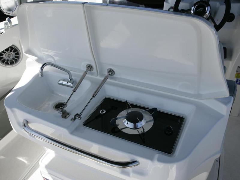 Book yachts online - motorboat - Karnic SL 702 - Meliti - rent