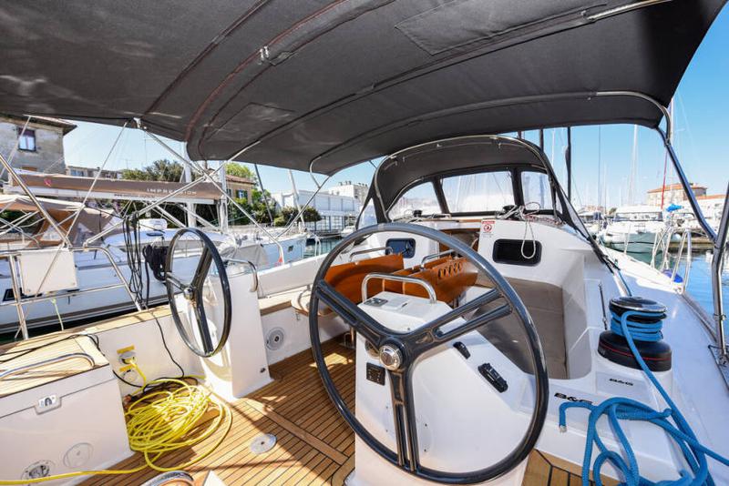 Book yachts online - sailboat - Elan Impression 45.1 - SALI - rent
