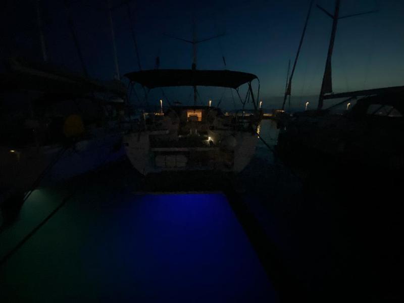 Book yachts online - sailboat - Elan 50  Impression - THERAPY - rent
