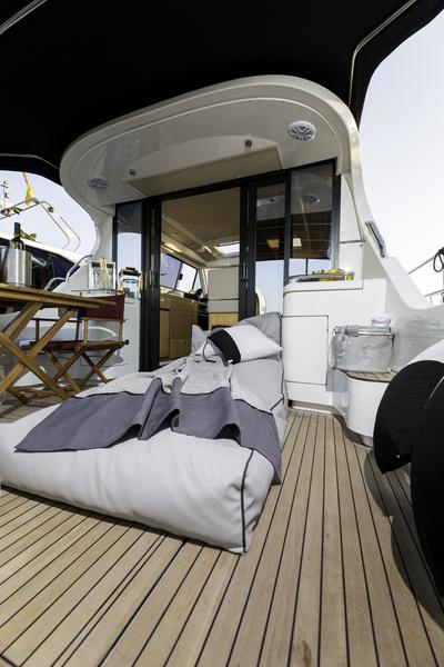Book yachts online - motorboat - Adriana 36 - Gaja - rent