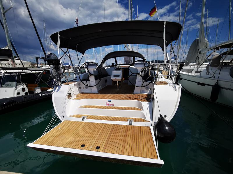 Book yachts online - sailboat - Bavaria Cruiser 51 - MARIE - rent
