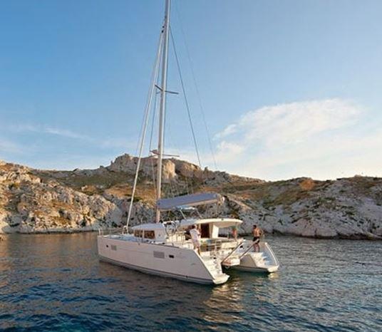 Book yachts online - catamaran - Lagoon 400 S2 - Orion VII - rent