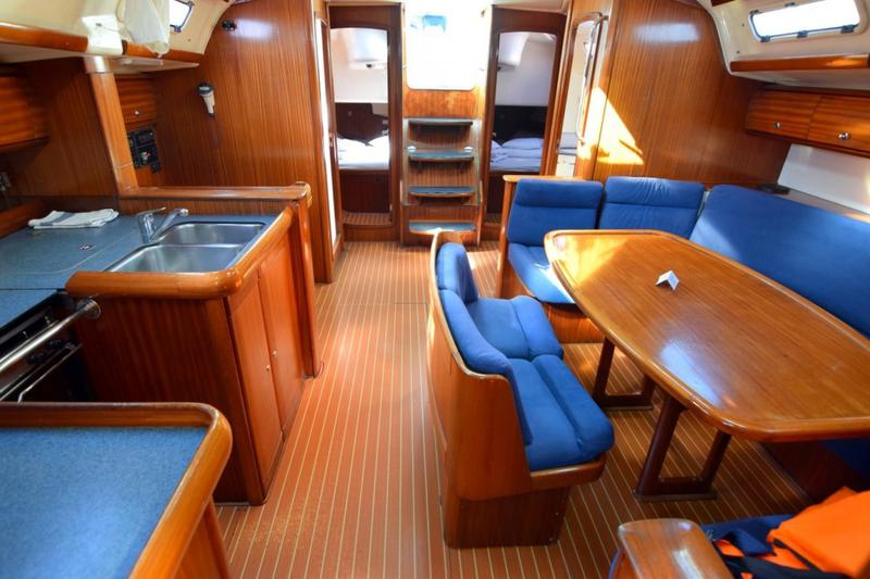 Book yachts online - sailboat - Bavaria 49 - PRINCE - rent