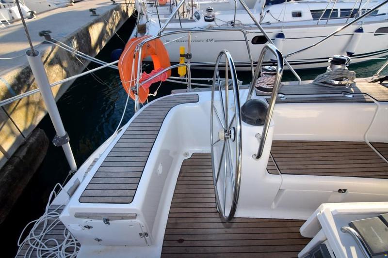 Book yachts online - sailboat - Bavaria 49 - PRINCE - rent