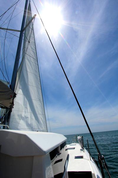 Book yachts online - catamaran - Dufour Catamaran 48 5c+5h - Lublu - rent