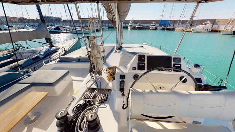 Book yachts online - catamaran - Dufour Catamaran 48 5c+5h - INRADA - rent