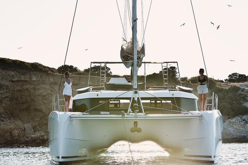 Book yachts online - catamaran - Dufour Catamaran 48 5c+5h - Olga - rent