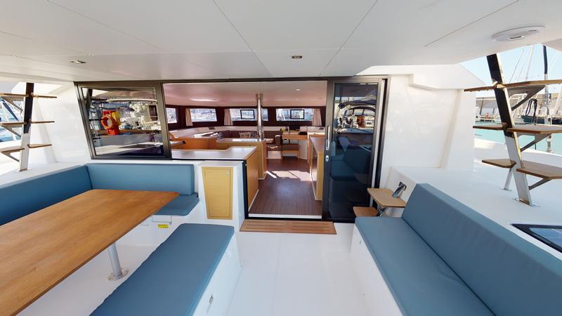 Book yachts online - catamaran - Dufour Catamaran 48 4c+5h - Vittoria - rent