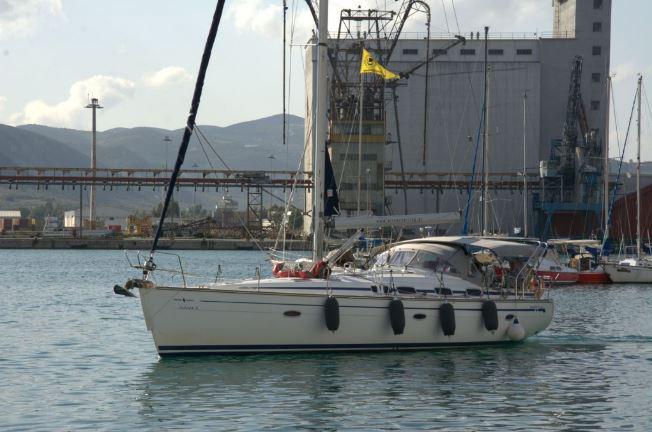 Book yachts online - sailboat - Bavaria 46 Cruiser - SR II  - rent
