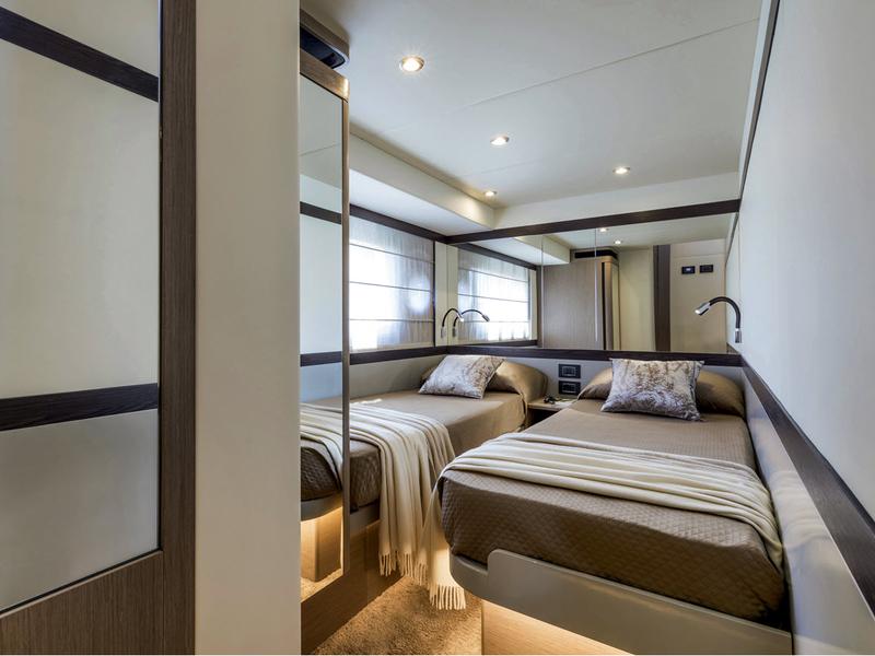 Book yachts online - motorboat - Navetta 48 - MY WAY - rent